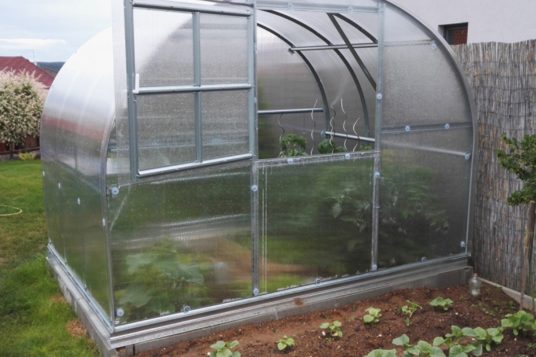 
                                                            Zahradní skleník z polykarbonátu Gardentec Classic
                                                    